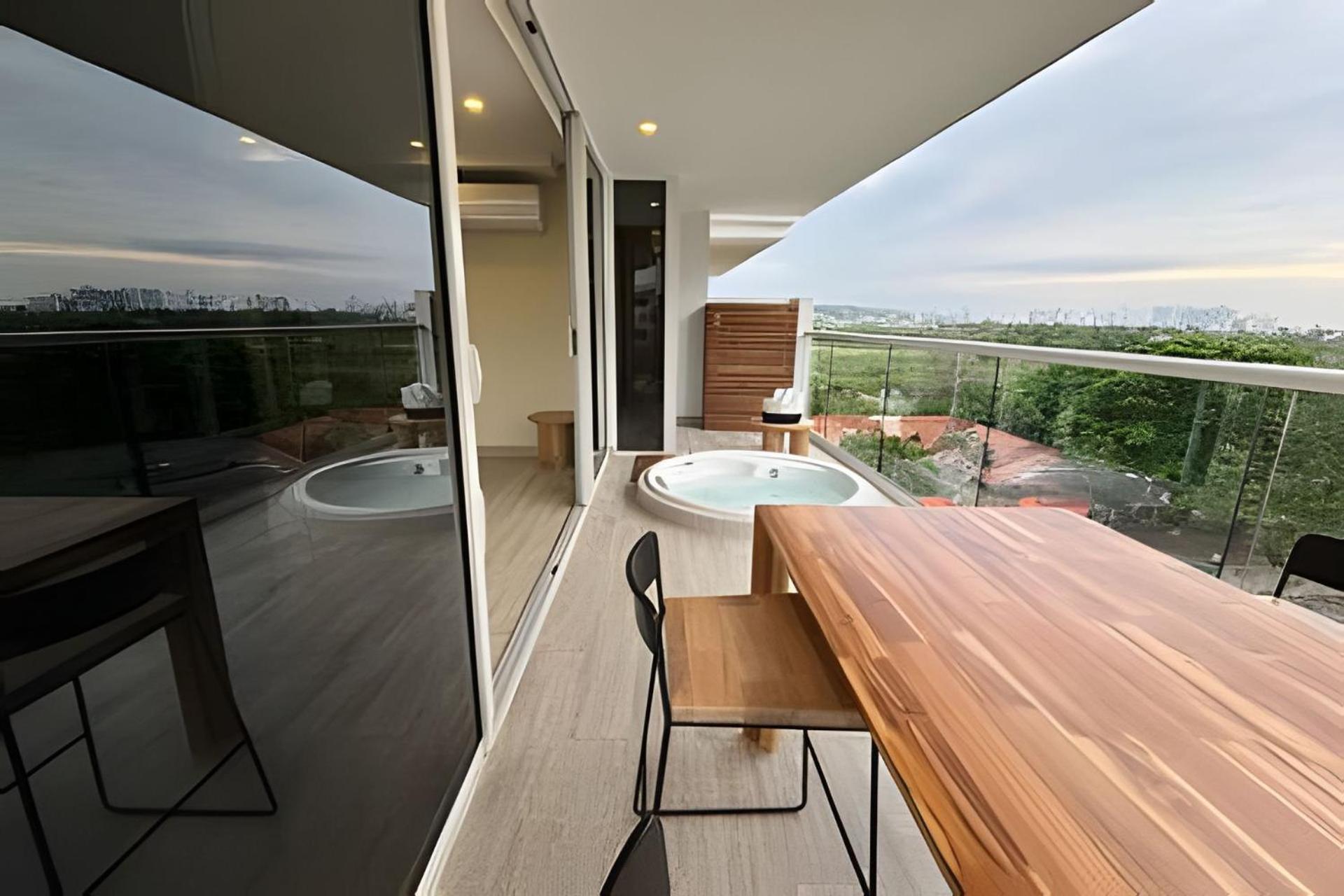 Dominique * Cartagena