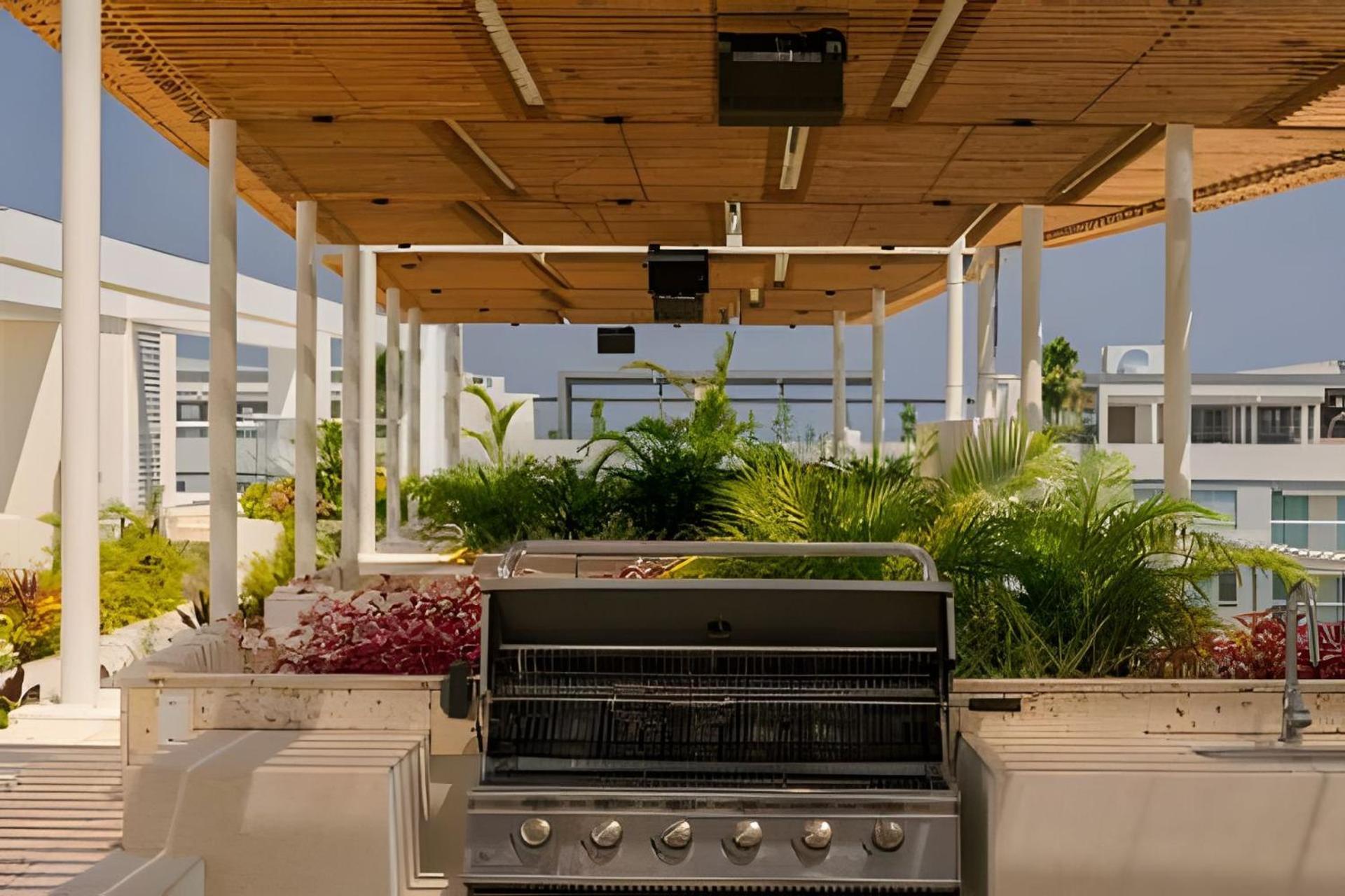 Dominique * Cartagena