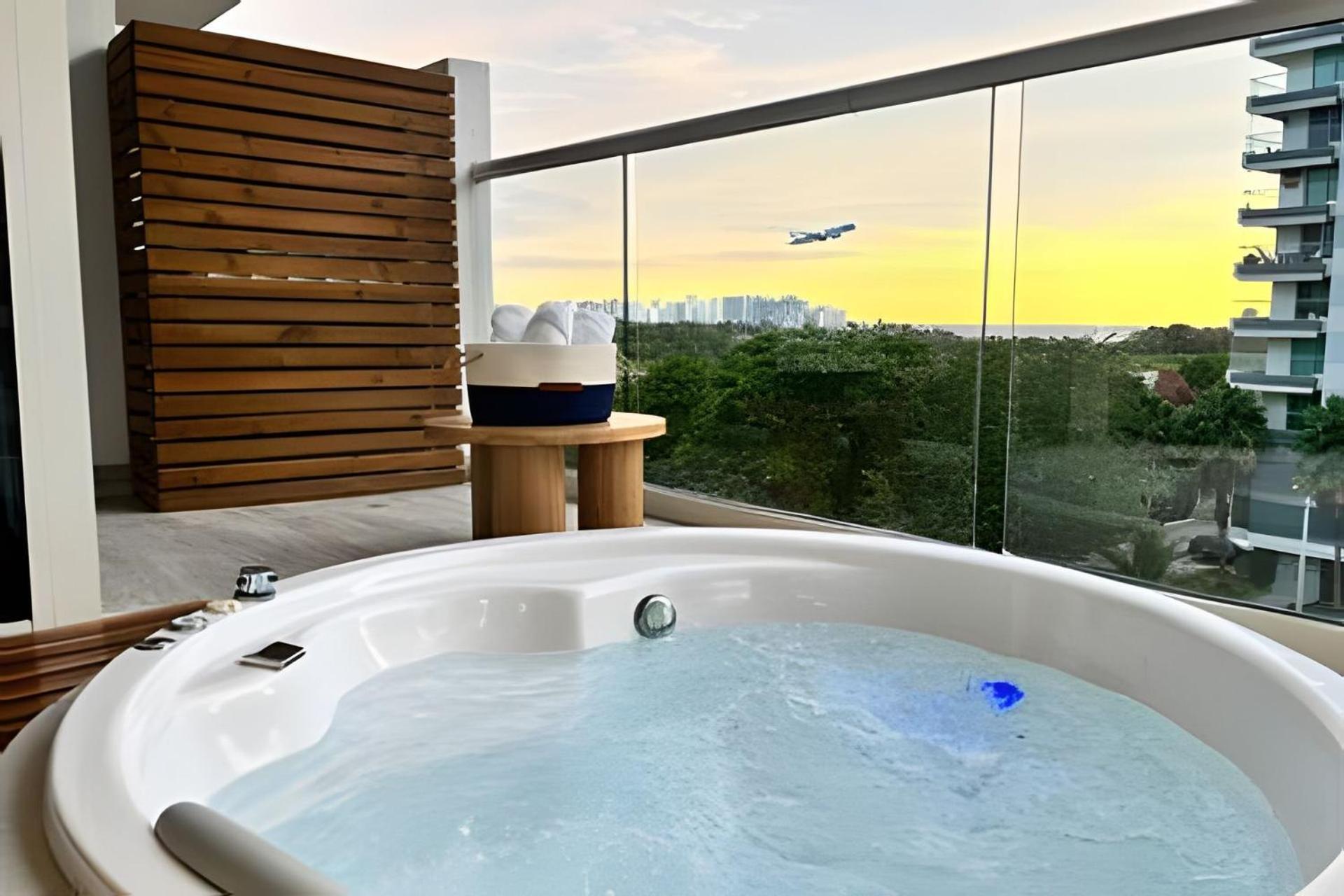 Dominique * Cartagena